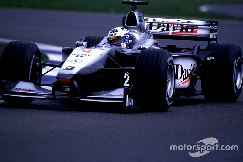2000. McLaren MP4/15 Mercedes