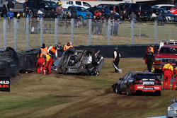 Тодд Хейзелвуд, Brad Jones Racing, аварія