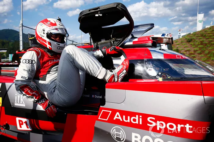Tom Kristensen, entre dans l'Audi R18