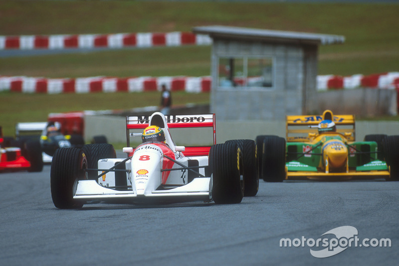 Ayrton Senna, McLaren MP4/8 Ford ve Michael Schumacher, Benetton B192B Ford