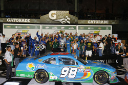 Sieger Aric Almirola, Biagi-DenBeste Racing, Ford