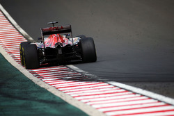 Даниил Квят, Scuderia Toro Rosso STR11