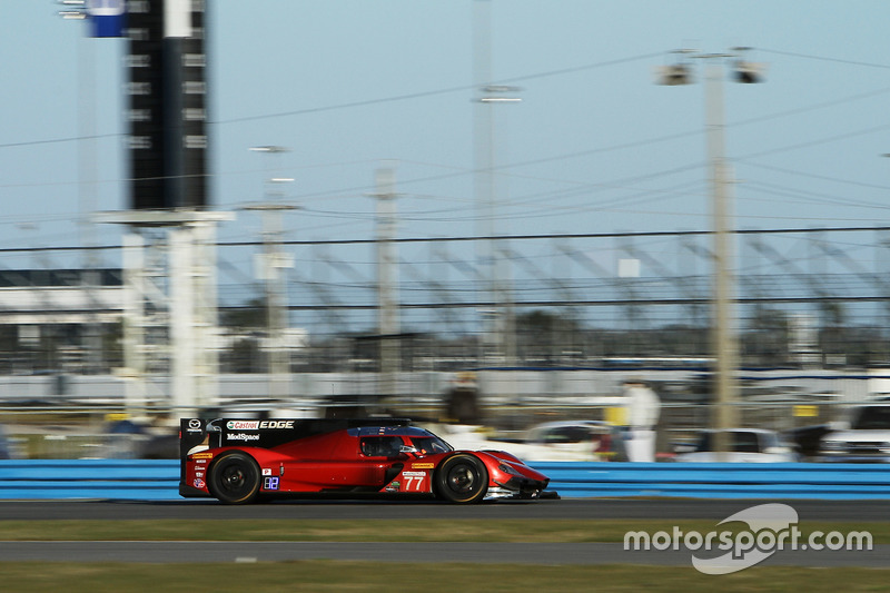 39º #77 Mazda Team Joest Mazda: René Rast (DPi)