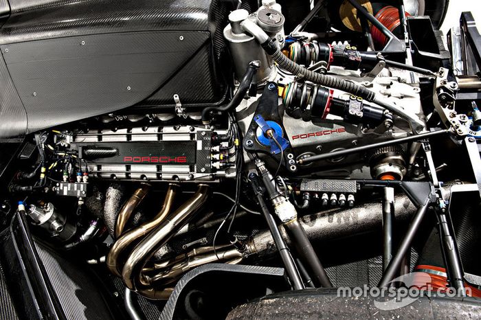 Porsche LMP2000