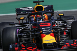 Daniel Ricciardo, Red Bull Racing RB14 with aero sensors