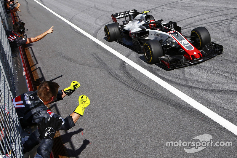 Magnussen de Haas'ın mutlu olmasını sağlıyor