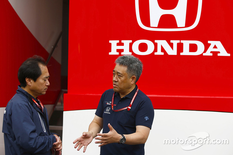 Toyoharu Tanabe, F1 Technical Director, Honda, with Masashi Yamamoto, General Manager, Honda Motorsport