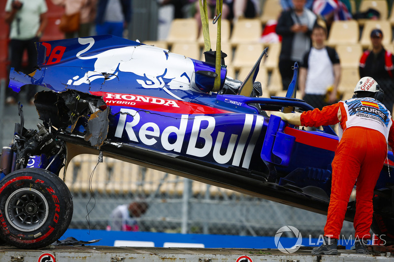 Kecelakaan Brendon Hartley, Toro Rosso STR13, saat FP3
