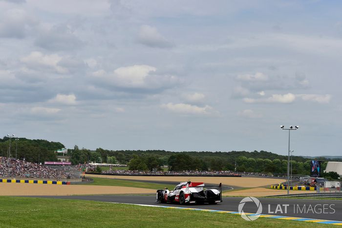 #7 Toyota Gazoo Racing Toyota TS050: Mike Conway, Kamui Kobayashi, Jose Maria Lopez