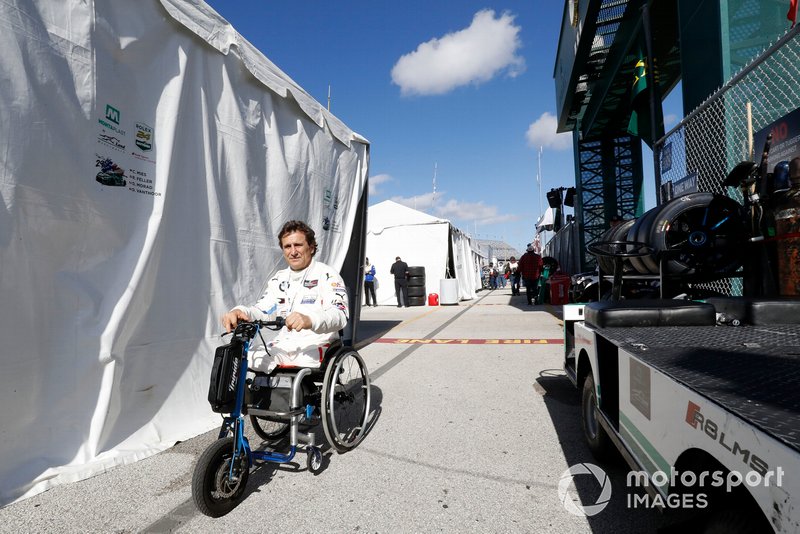 #24 BMW Team RLL BMW M8 GTE, GTLM: Alex Zanardi