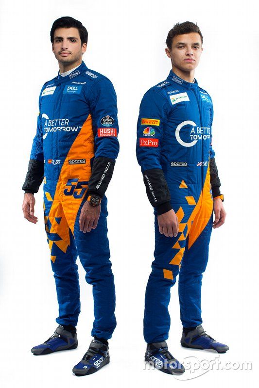 Lando Norris, McLaren, Carlos Sainz Jr., McLaren