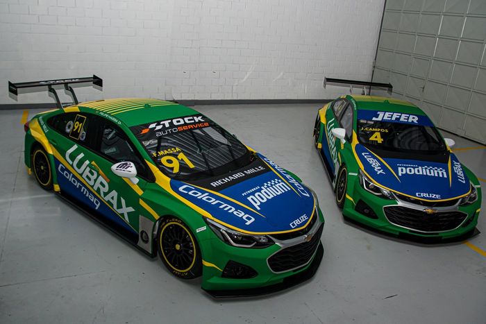 Carros de Felipe Massa e Julio Campos para 2021