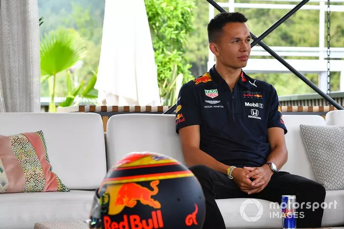 Alex Albon, Red Bull Racing