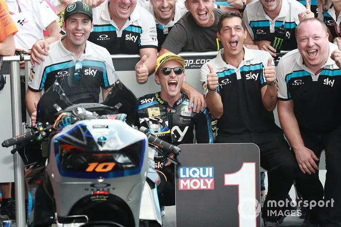Podio: il vincitore della gara Luca Marini, Sky Racing Team VR46