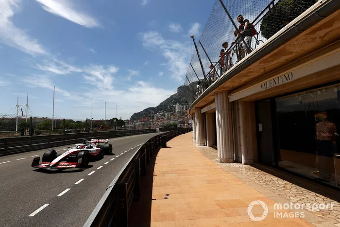 Kevin Magnussen, Haas VF-22