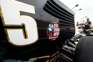 James Hinchcliffe, Schmidt Peterson Motorsports Honda, Robert Wickens sticker