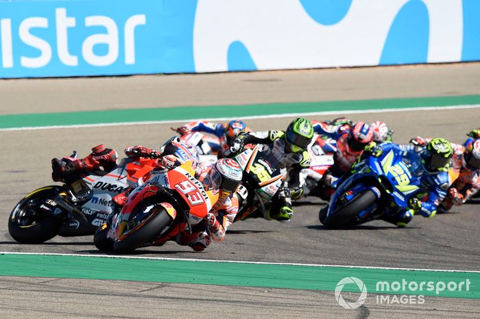 Jorge Lorenzo, Ducati Team choca detrás de Marc Márquez, Repsol Honda Team