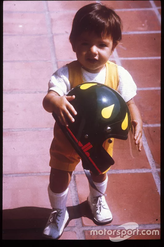 Neto, filho e sobrinho de pilotos, Christian Fittipaldi vive automobilismo desde seus primeiros anos de vida