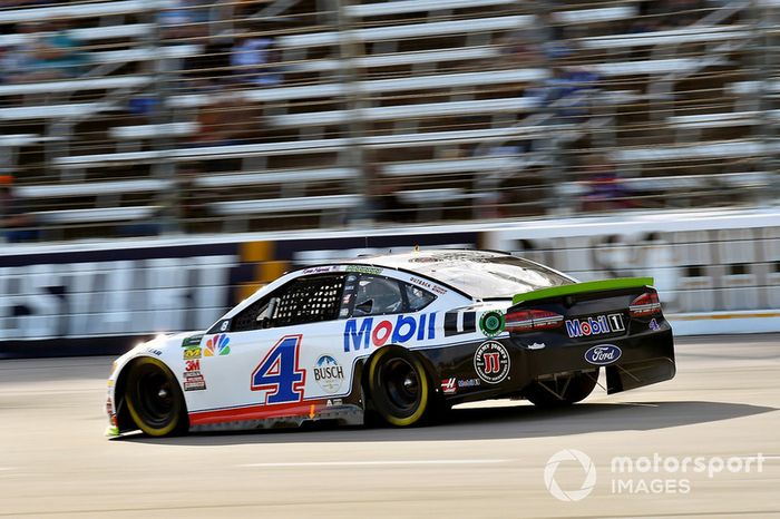 Kevin Harvick, Stewart-Haas Racing, Ford Fusion Mobil 1