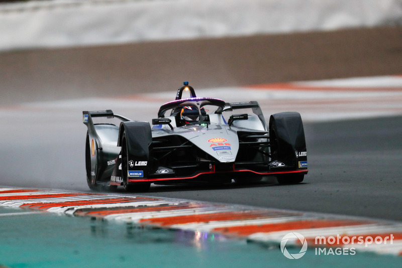 Sébastien Buemi, Nissan e.Dams, Nissan IMO1 with the new hyper boost LED lights on the halo