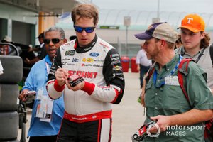 Brad Keselowski, Team Penske, Ford Mustang Discount Tire