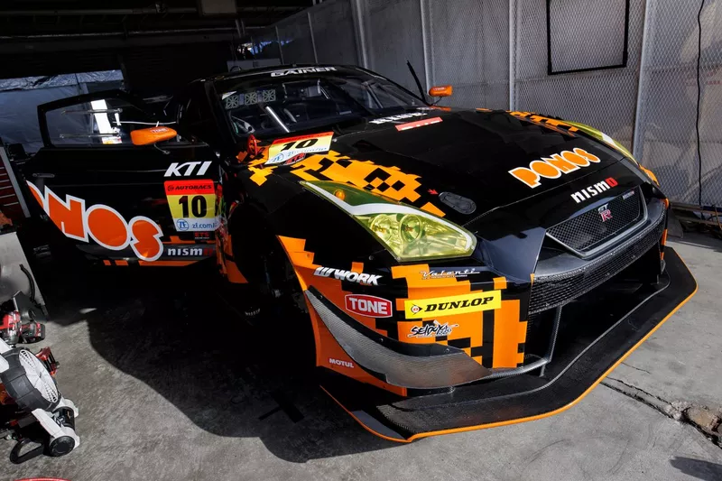 #10 PONOS GAINER GT-R