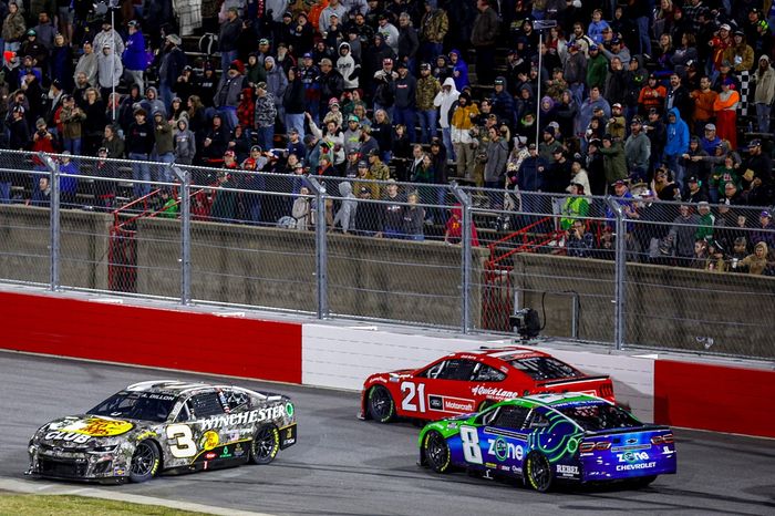 Austin Dillon, Richard Childress Racing Chevrolet, Kyle Busch, Richard Childress Racing Chevrolet, Josh Berry, Wood Brothers Racing Ford