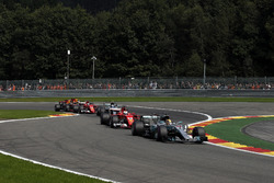 Lewis Hamilton, Mercedes-Benz F1 W08 líder