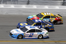 Brad Keselowski, Team Penske Ford, Kyle Busch, Joe Gibbs Racing Toyota, Chase Elliott, Hendrick Motorsports Chevrolet