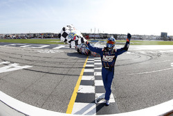 Kyle Busch, Joe Gibbs Racing Toyota celebrates