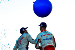Podium : le second Sam Bird, DS Virgin Racing et le troisième Felix Rosenqvist, Mahindra Racing