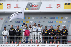 Podium: tweede #29 AMG-Team HTP Motorsport, Mercedes-AMG GT3: Christian Vietoris, Marco Seefried, C