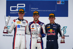 Luca Ghiotto, Trident, Raffaele Marciello, RUSSIAN TIME, und Pierre Gasly, PREMA Racing