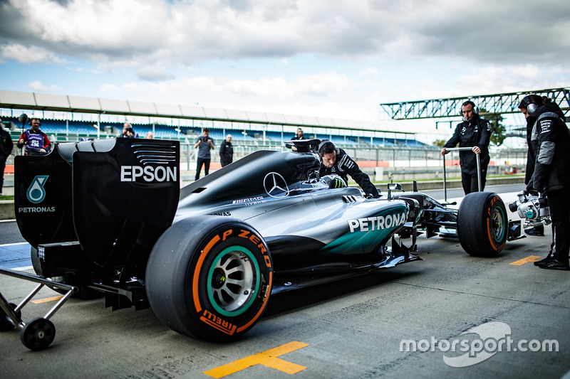 Jorge Lorenzo, Mercedes AMG F1 W05