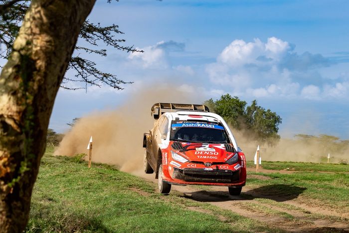 Такамото Кацута, Аарон Джонстон, Toyota Gazoo Racing WRT Toyota GR Yaris Rally1