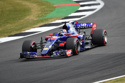 Даниил Квят, Scuderia Toro Rosso STR12