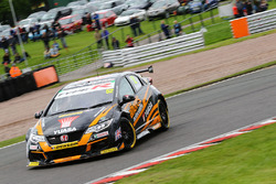 Gordon Shedden, Team Dynamics, Honda Civic Type R