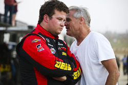 Cody Coughlin, ThorSport Racing Toyota, mit Kenny Wallace