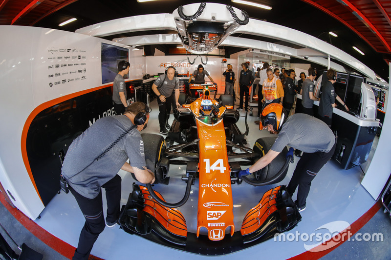 Fernando Alonso, McLaren MCL32