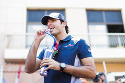 Карлос Сайнс-мол., Scuderia Toro Rosso
