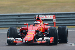 Antonio Giovinazzi, Ferrari SF15-T