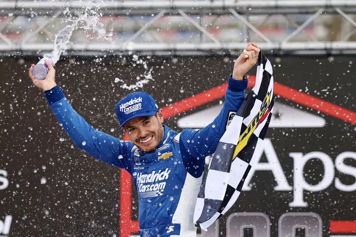 Kyle Larson, Chevrolet