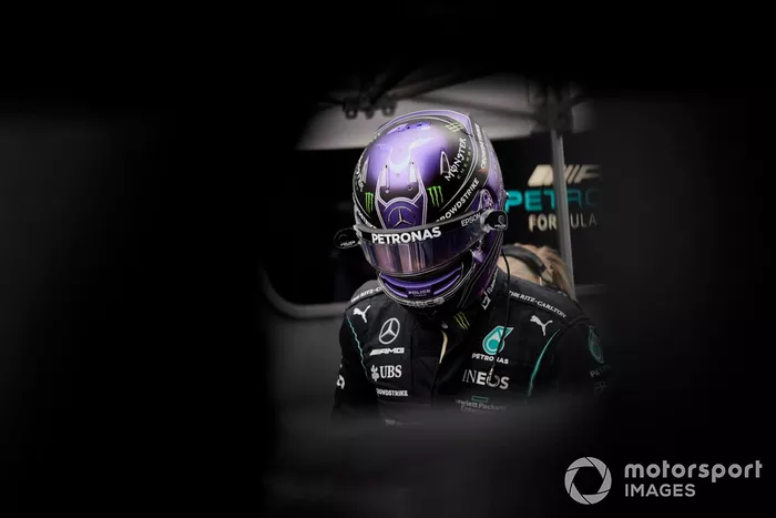 Lewis Hamilton, Mercedes W12 