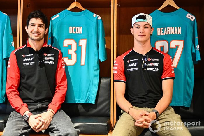 Esteban Ocon, Haas F1 Team, Oliver Bearman, Haas F1 Team