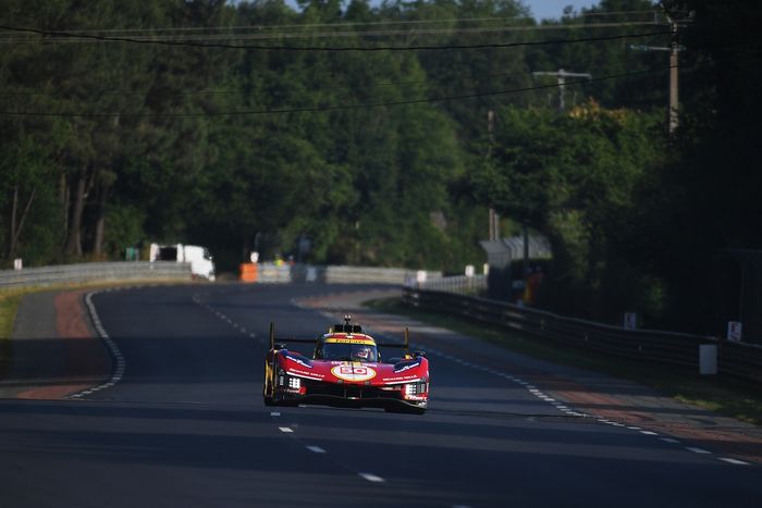 #50 AF Corse Ferrari 499P: Antonio Fuoco, Nicklas Nielsen, Miguel Molina