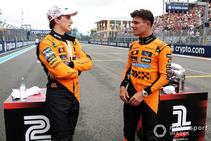 Lando Norris, McLaren, Oscar Piastri