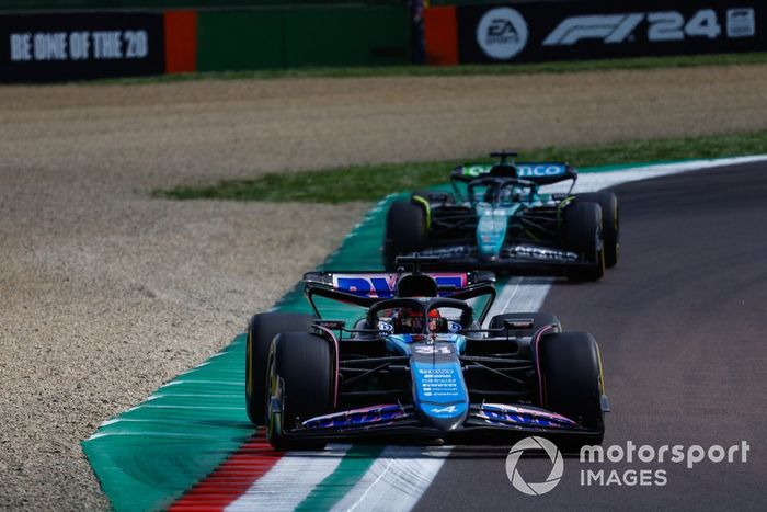 Esteban Ocon, Alpine A524, Lance Stroll, Aston Martin AMR24