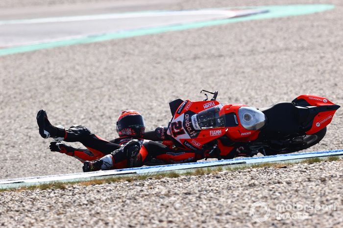 Caída de Michael Ruben Rinaldi, Aruba.it Racing Ducati