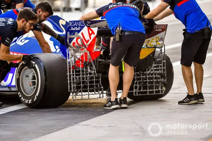 El coche de Pierre Gasly, Toro Rosso STR14 con sensores