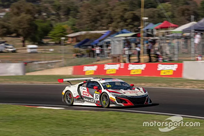 #30 Honda Racing Team JAS Honda NSX GT3: Dane Cameron, Renger Van Der Zande, Mario Farnbacher